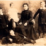 Janet (Corrie) Hawkins and her sons shortly after being widowed in 1902